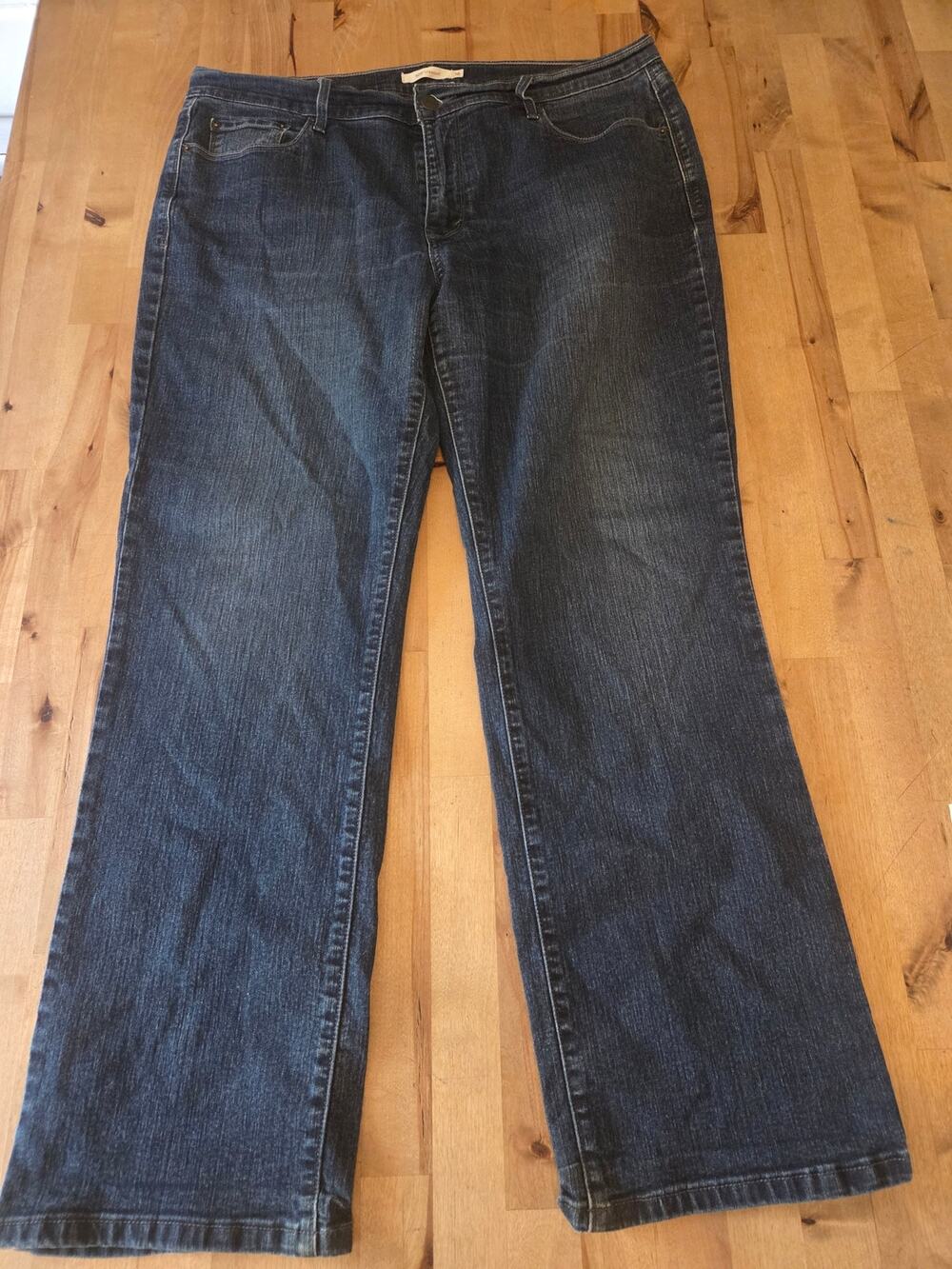 Levi's 505 Women's Straight Leg Dark Wash Denim Jeans Size 16